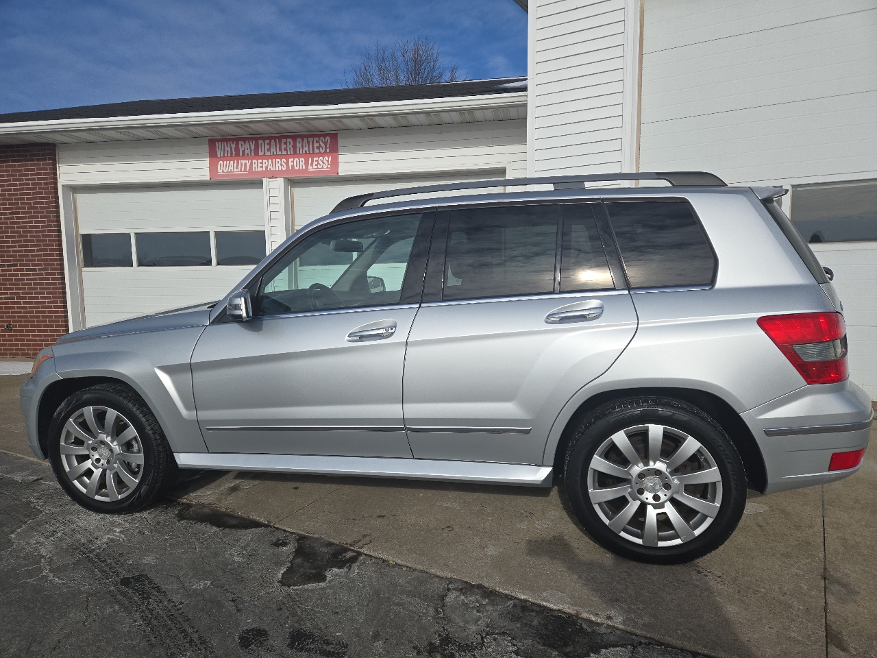 Mercedes-Benz GLK-Class GLK350 4MATIC 2010