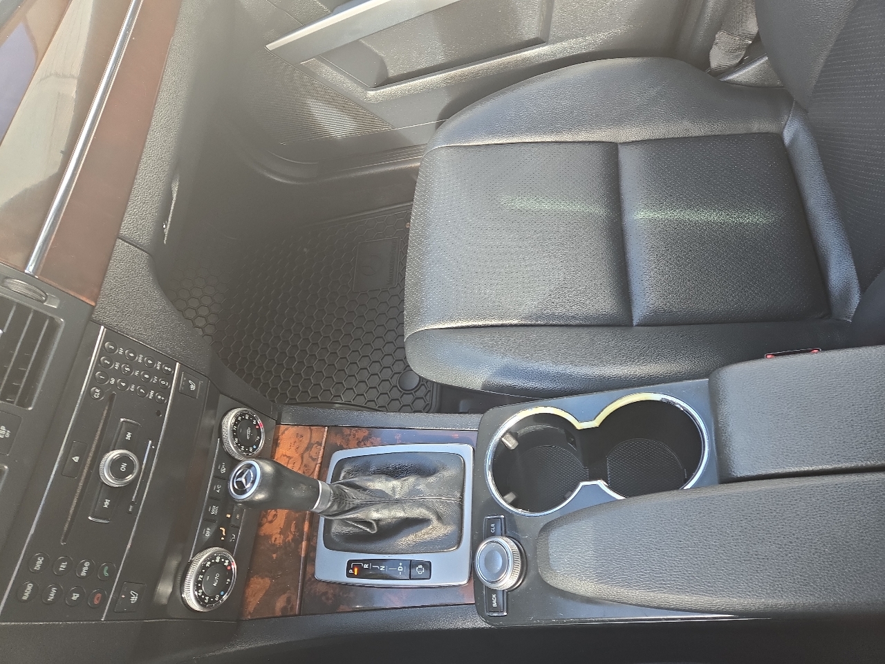 Mercedes-Benz GLK-Class GLK350 4MATIC 2010