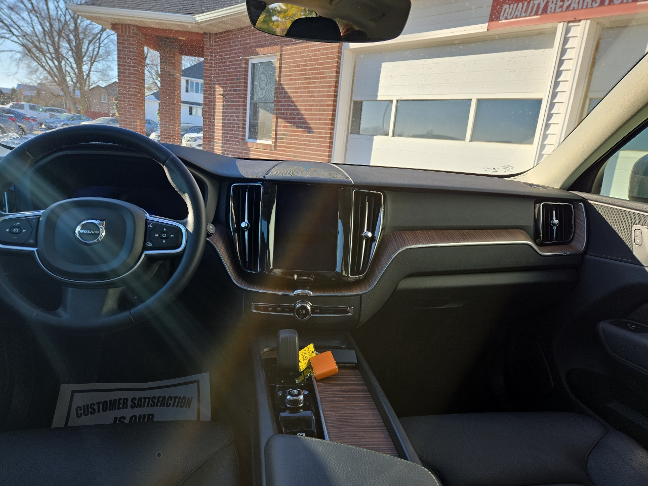 Volvo XC60 T8 Momentum Hybrid AWD 2022