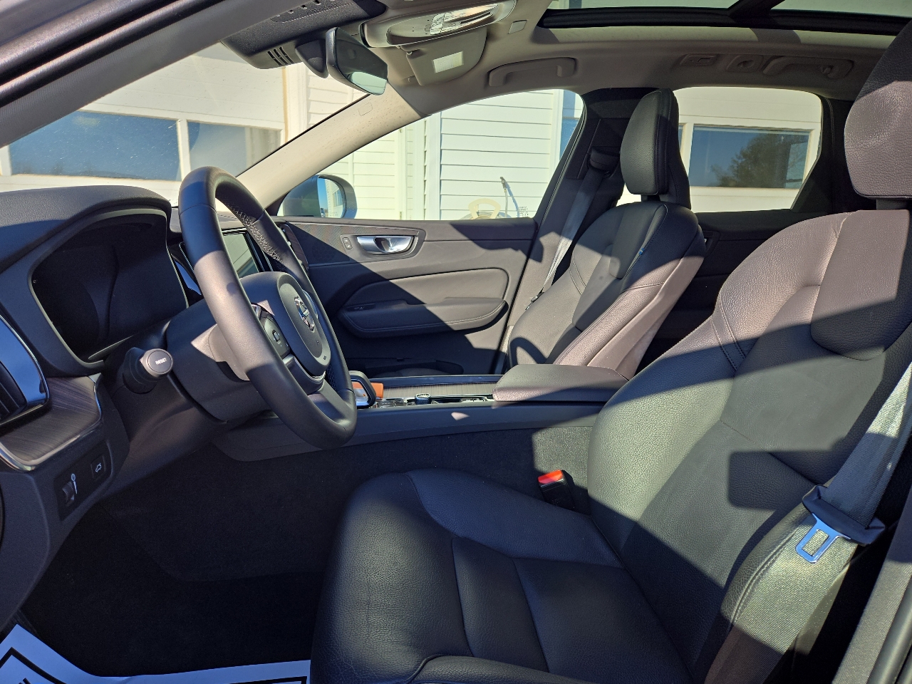 Volvo XC60 T8 Momentum Hybrid AWD 2022