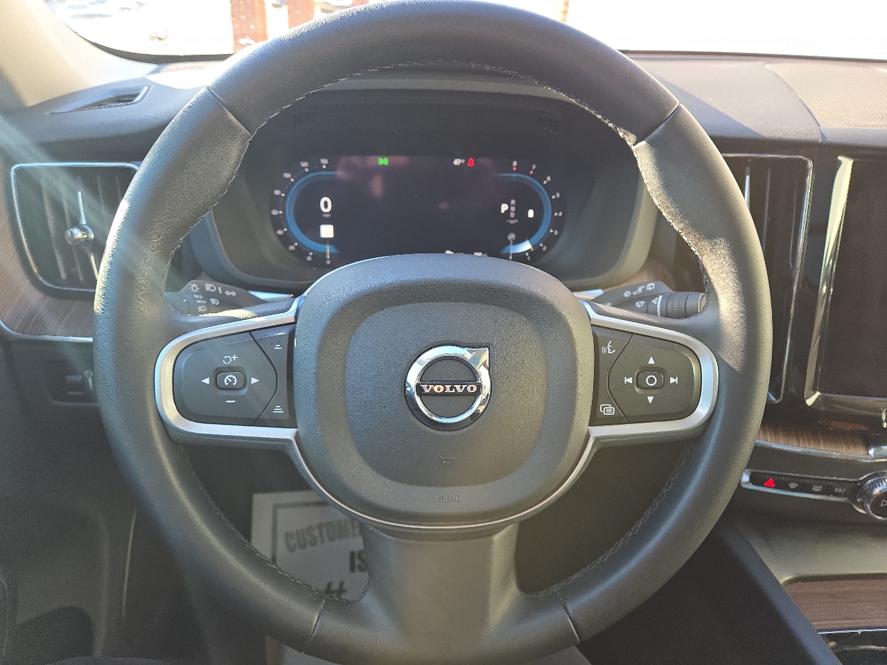 Volvo XC60 T8 Momentum Hybrid AWD 2022