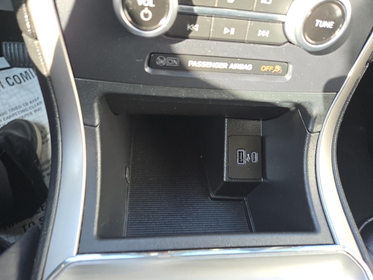 Ford Edge SEL AWD 2022