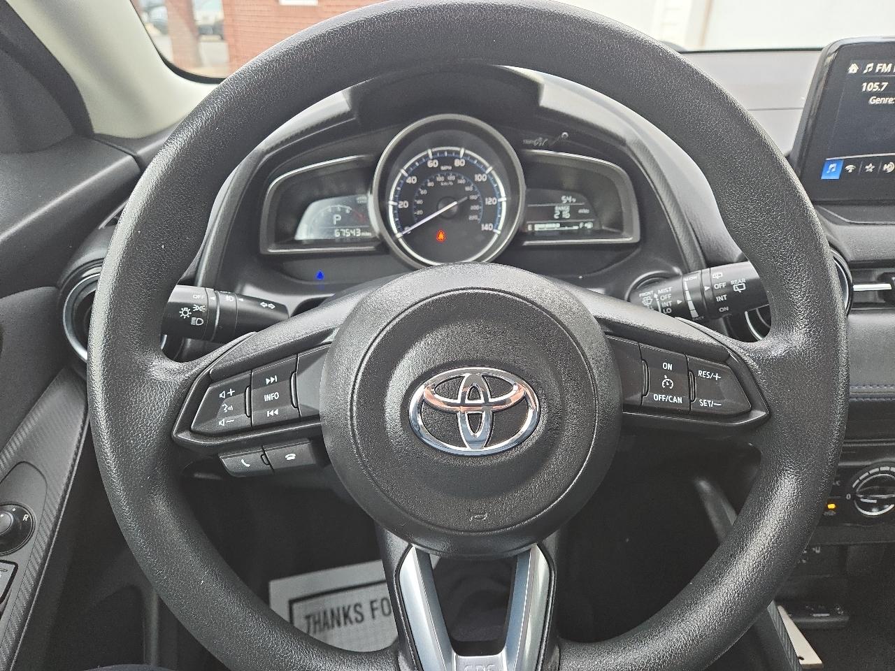 Toyota Yaris LE Hatchback 2020