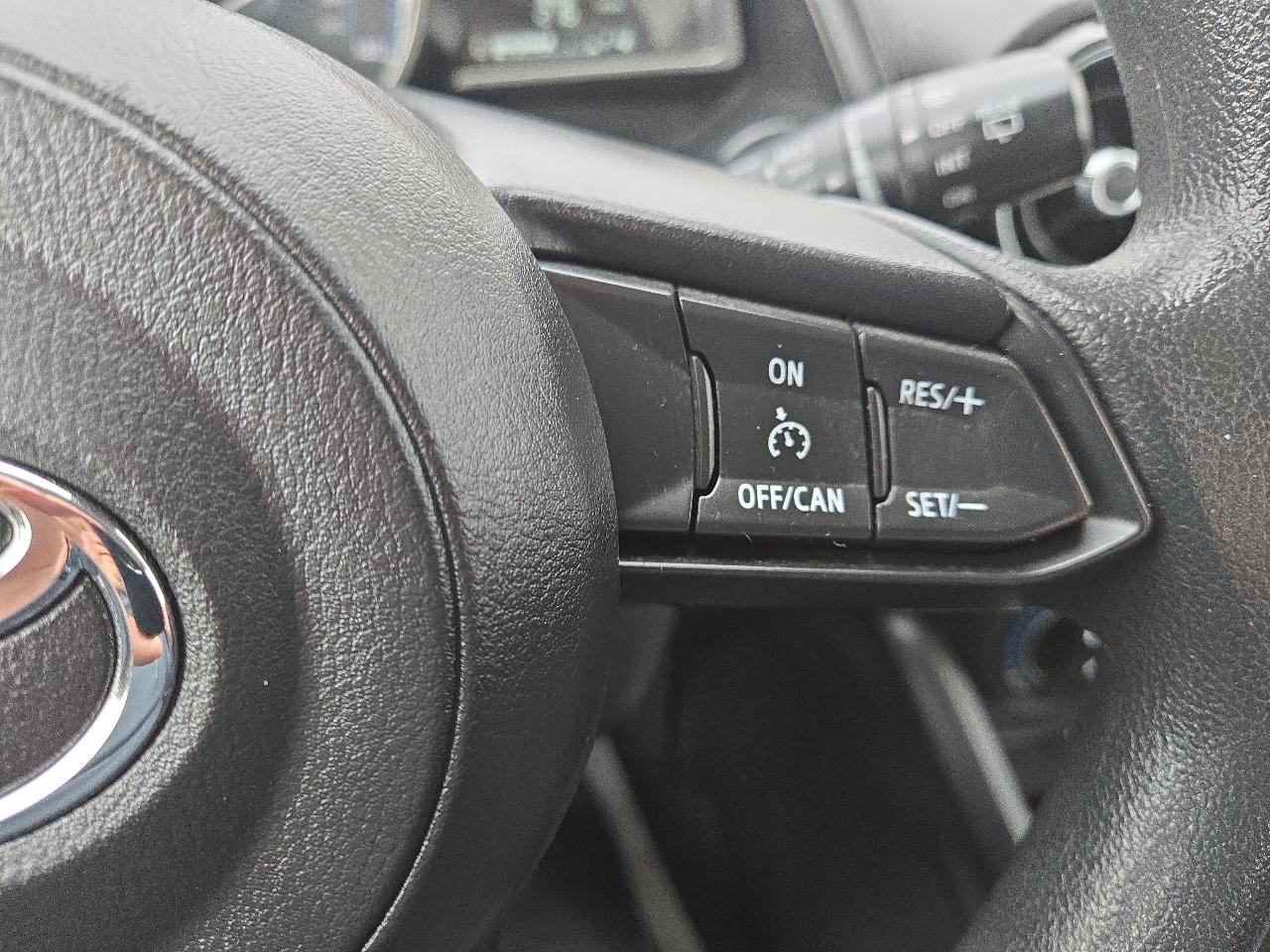 Toyota Yaris LE Hatchback 2020