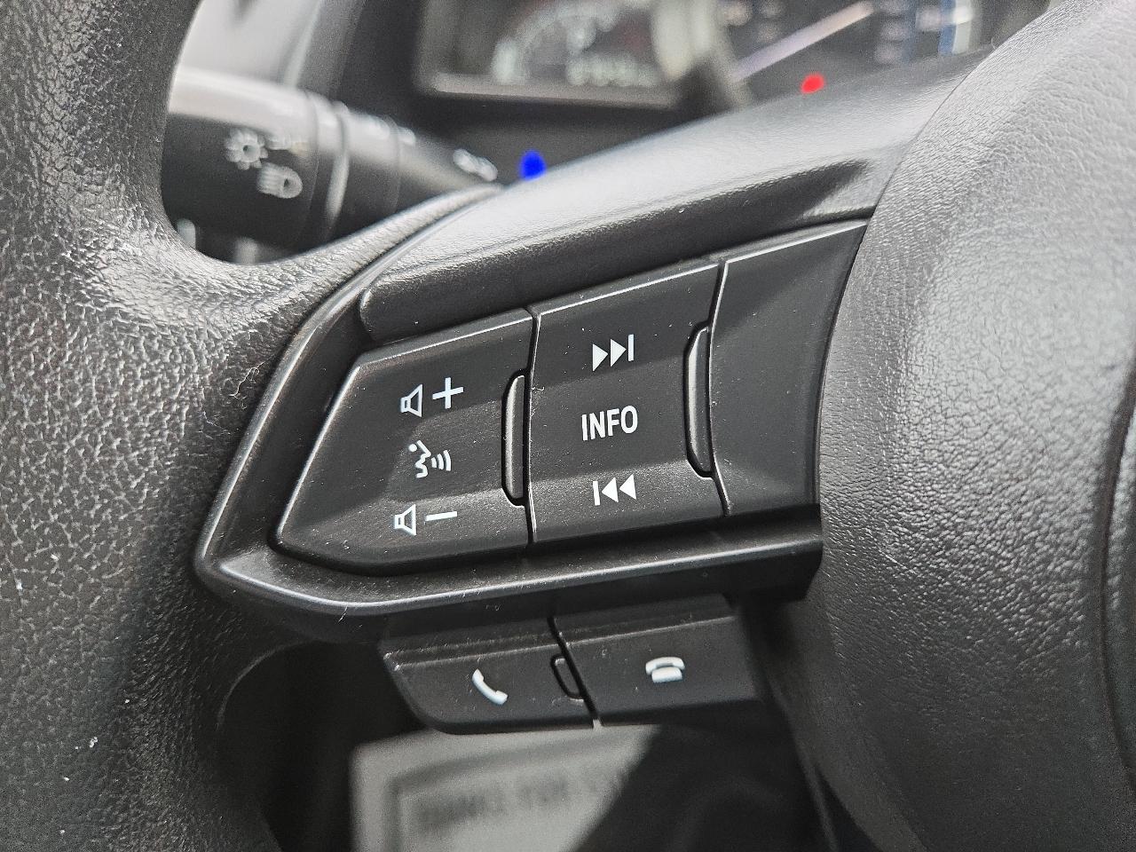 Toyota Yaris LE Hatchback 2020