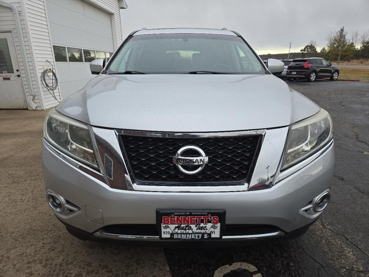 Nissan Pathfinder Platinum 4WD 2013