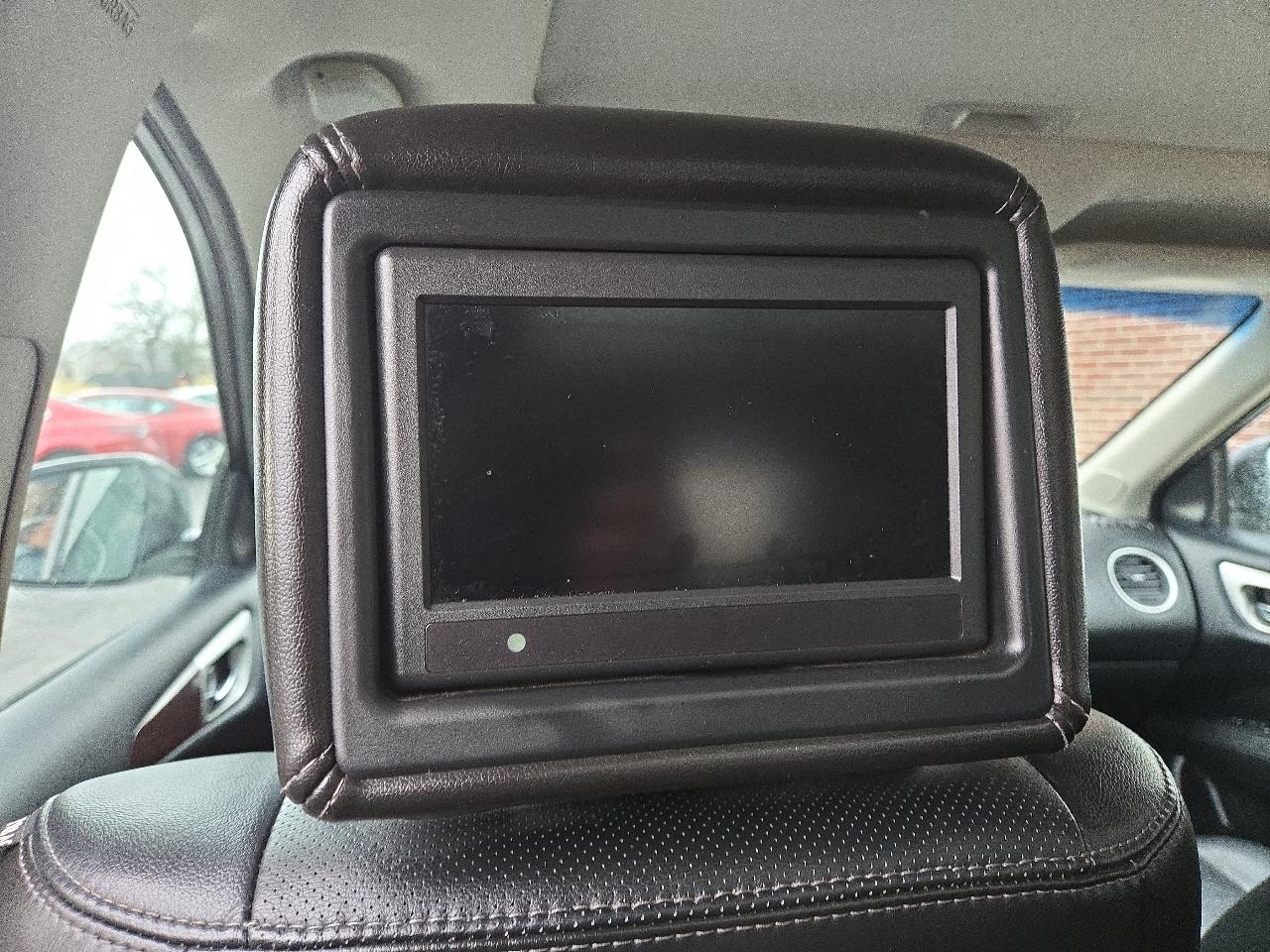 Nissan Pathfinder Platinum 4WD 2013