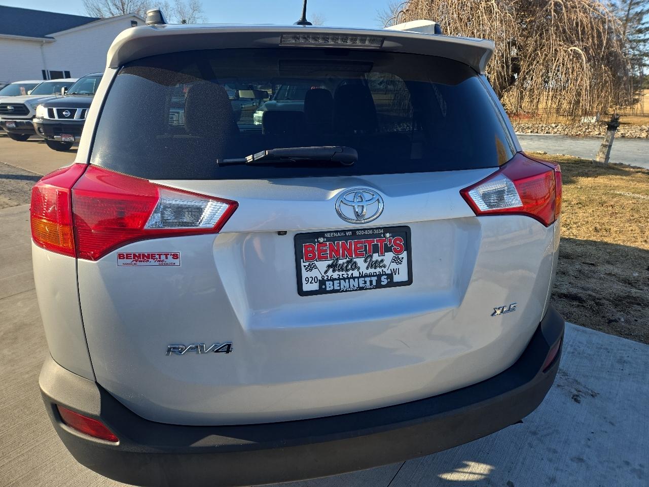 Toyota RAV4 XLE FWD 2014