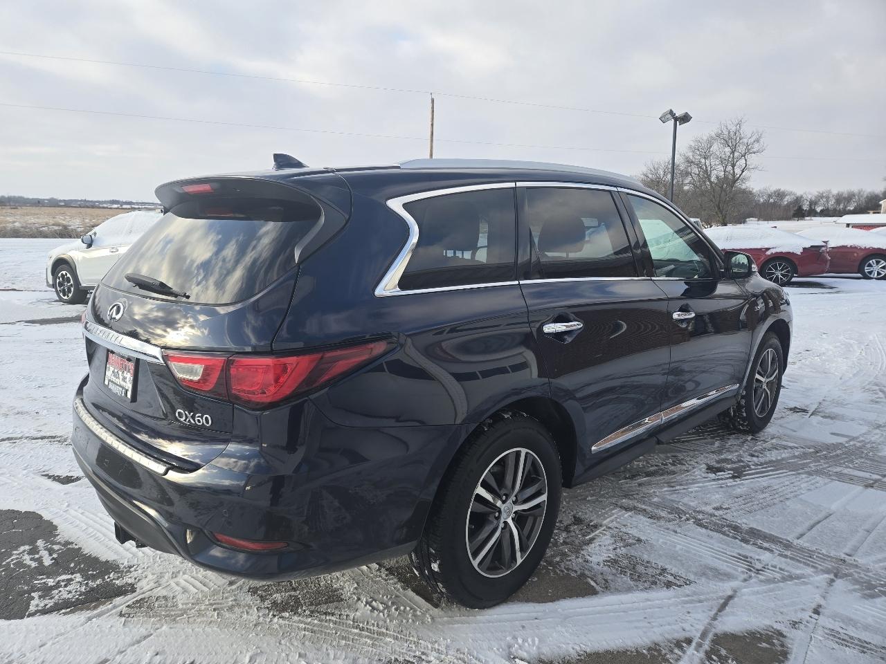 Infiniti QX60 Base AWD 2017