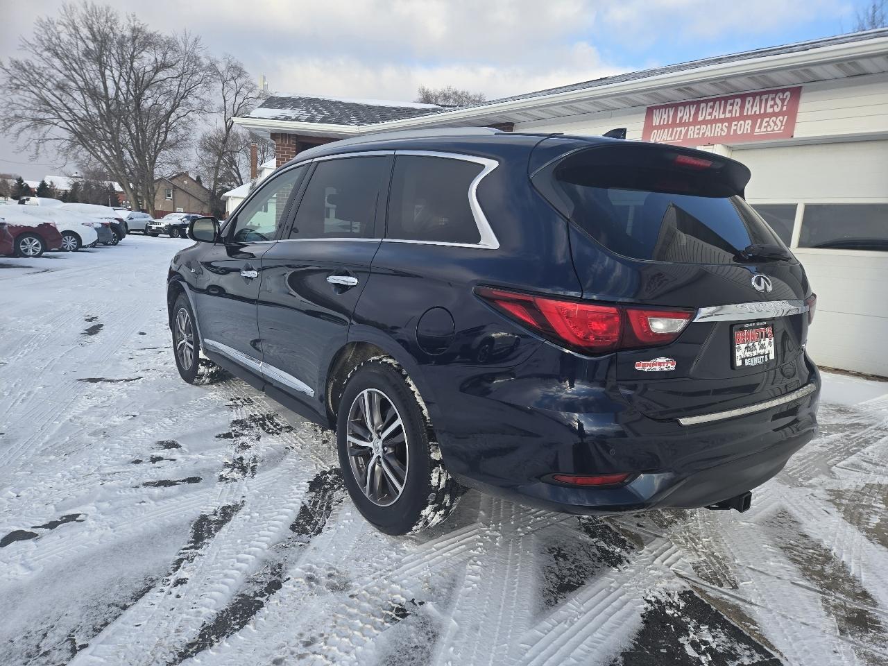 Infiniti QX60 Base AWD 2017