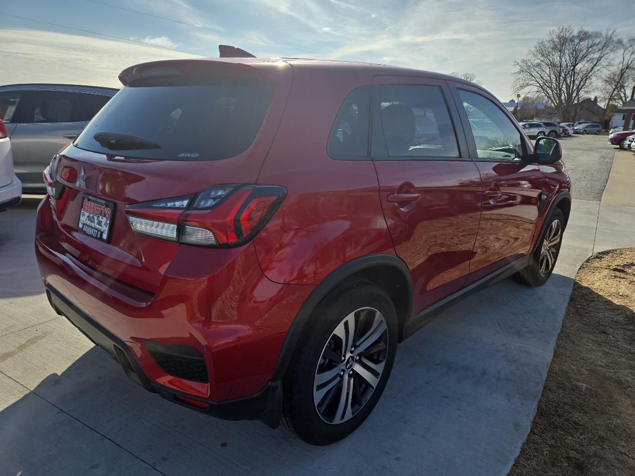 Mitsubishi Outlander Sport 2.0 ES 4WD 2025