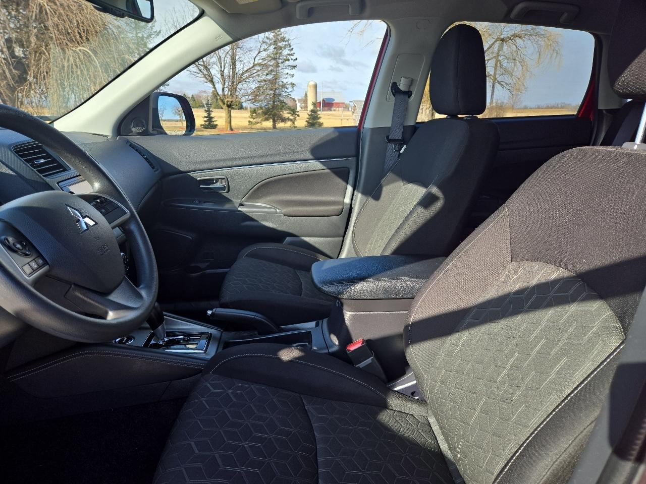 Mitsubishi Outlander Sport 2.0 ES 4WD 2025