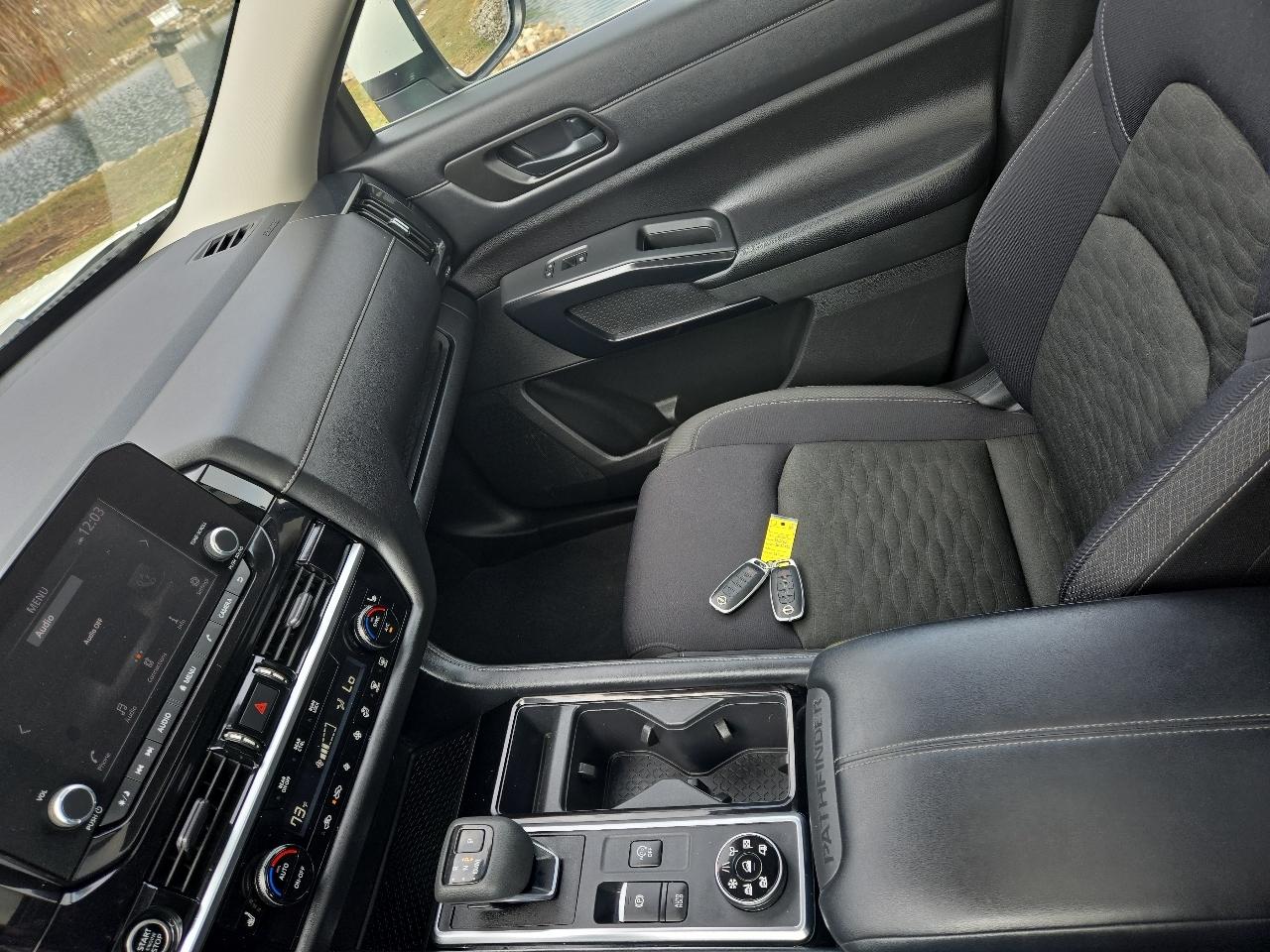 Nissan Pathfinder SV 4WD 2023