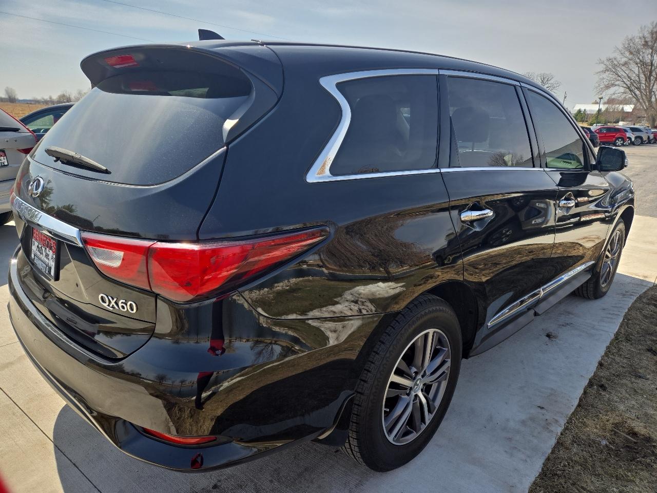 Infiniti QX60 Base AWD 2017