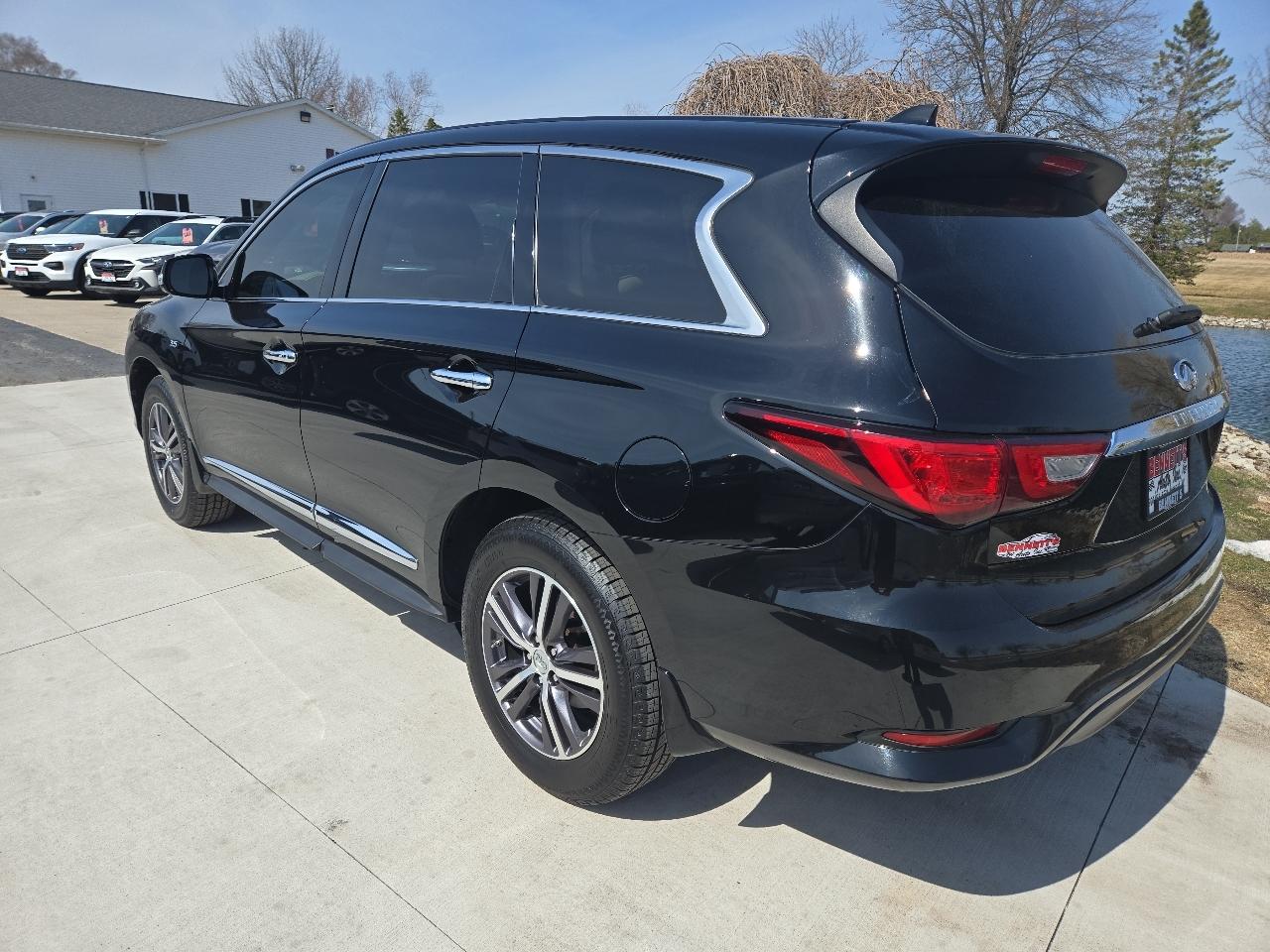 Infiniti QX60 Base AWD 2017