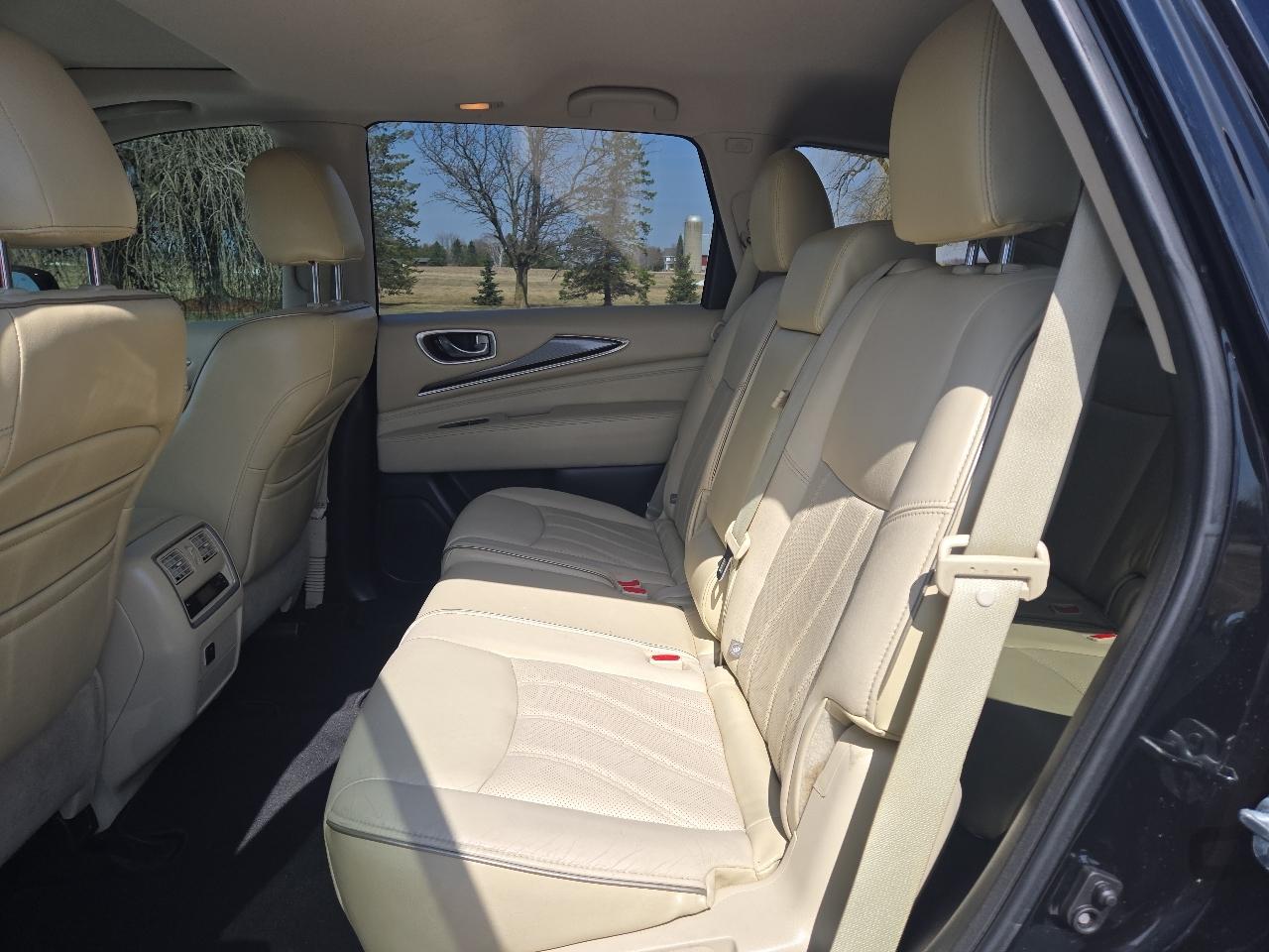 Infiniti QX60 Base AWD 2017