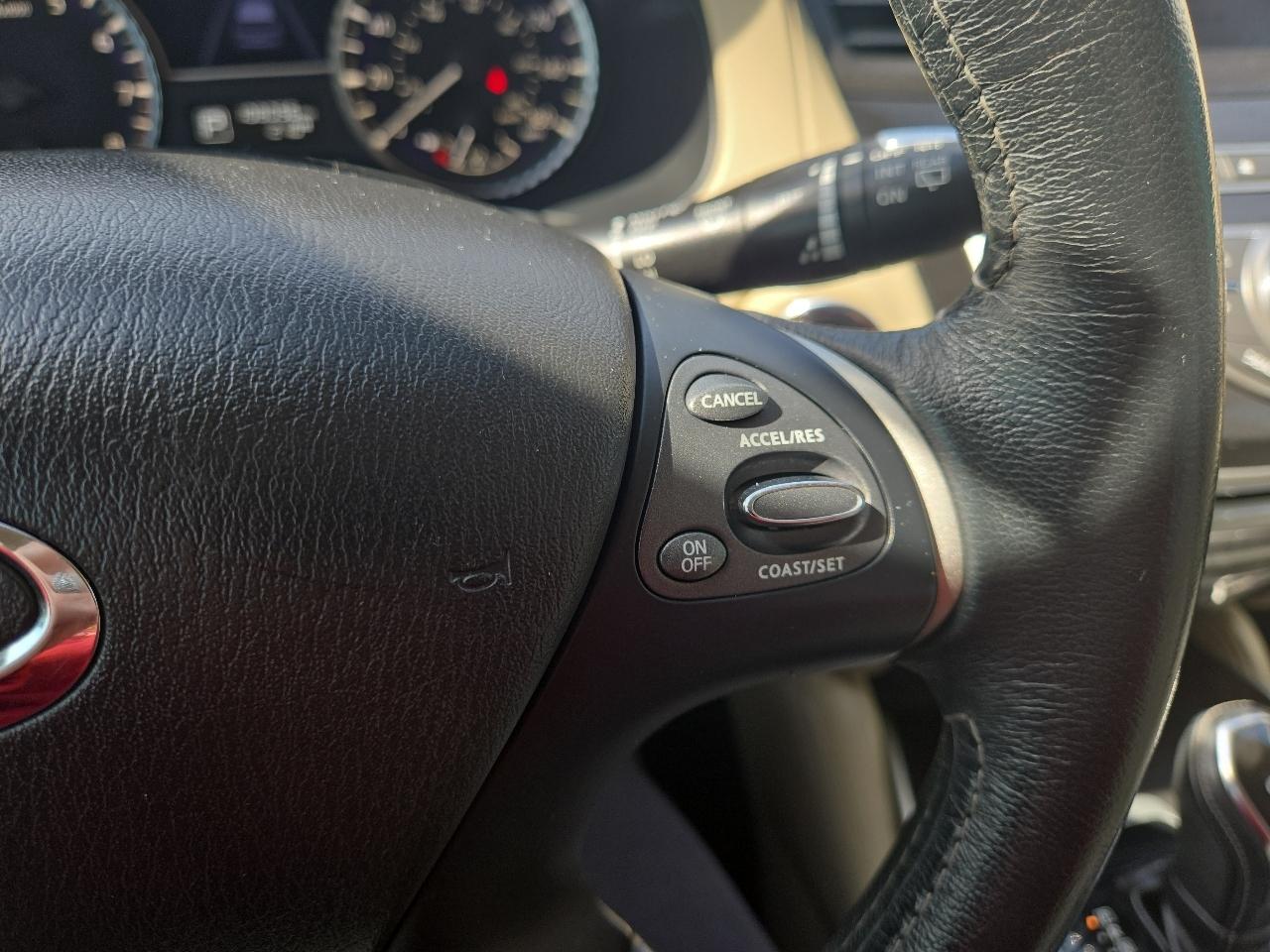 Infiniti QX60 Base AWD 2017