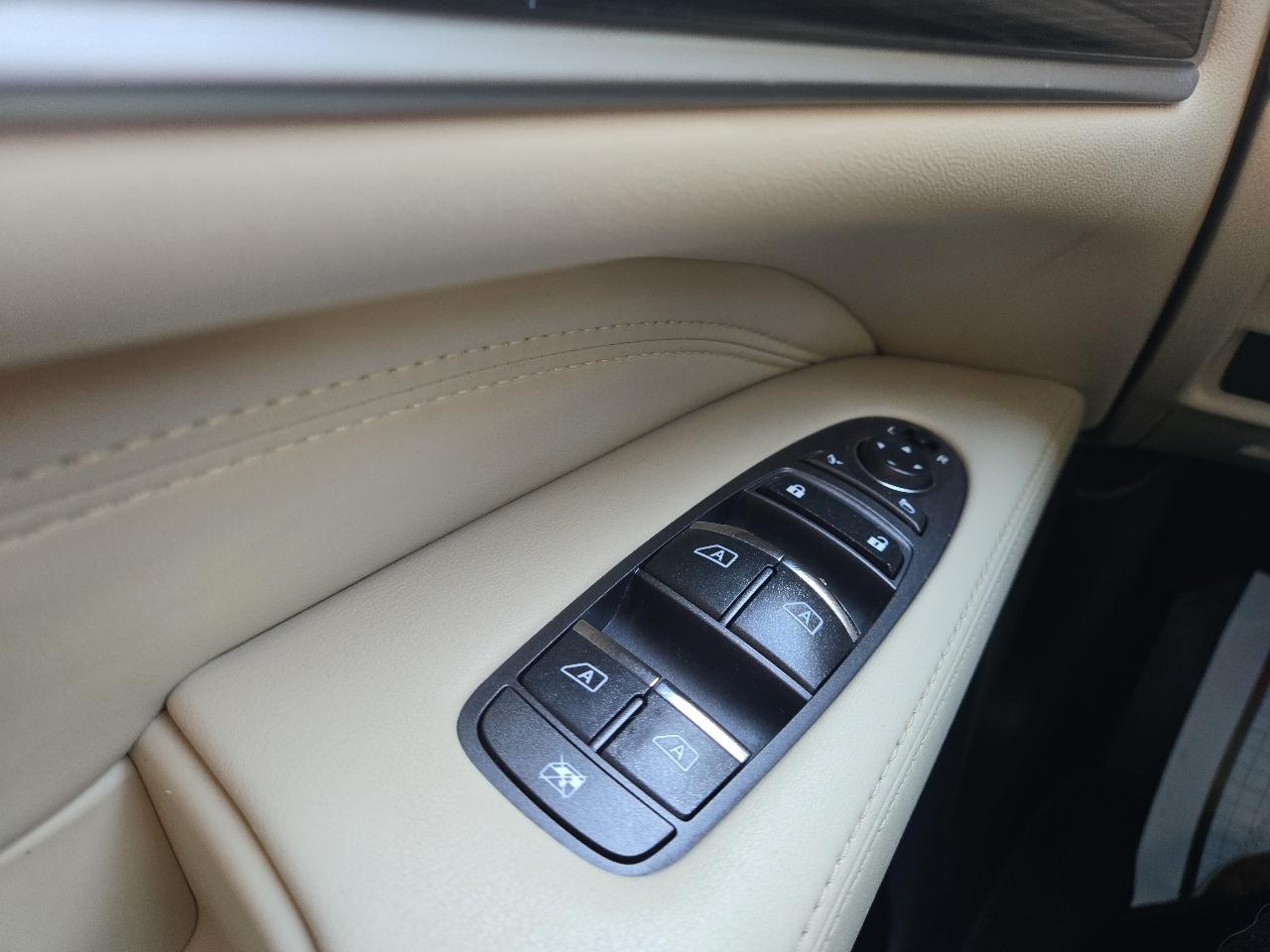 Infiniti QX60 Base AWD 2017