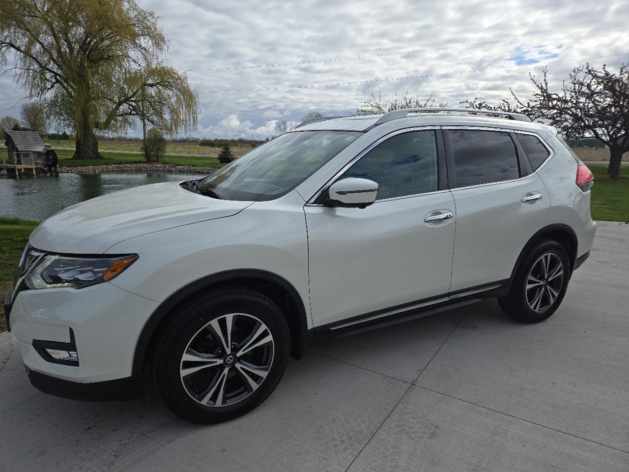 2017 Nissan Rogue SL AWD