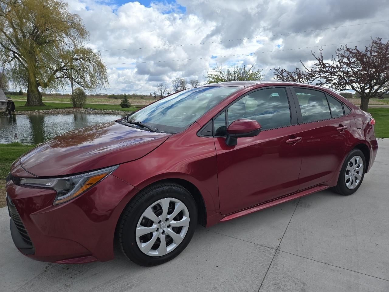 Toyota Corolla LE 2024