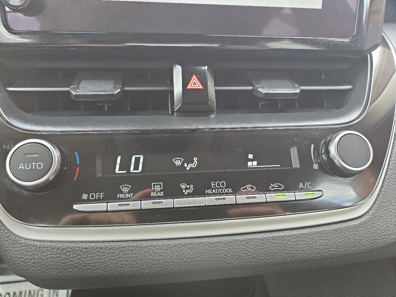 Toyota Corolla LE 2024