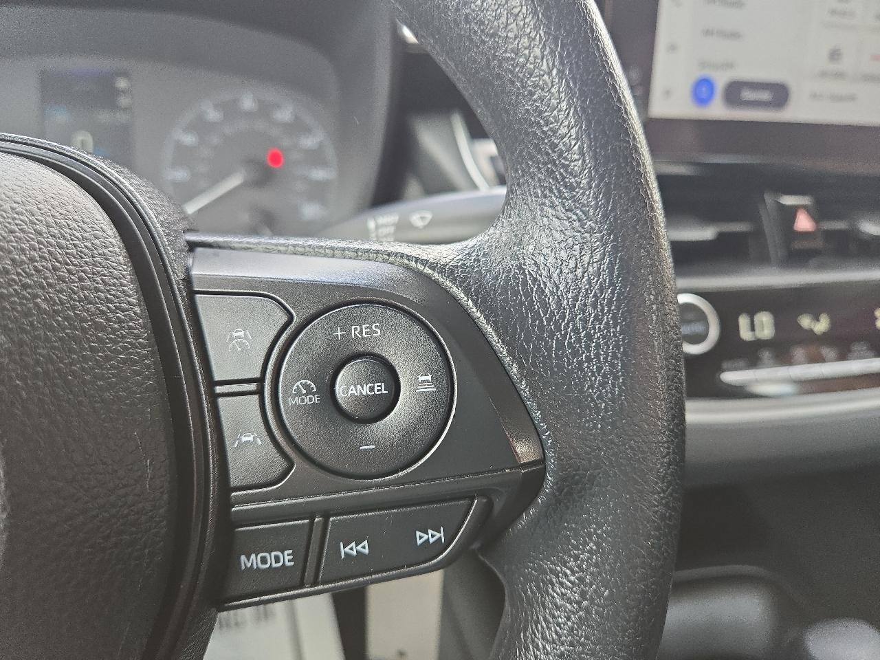 Toyota Corolla LE 2024