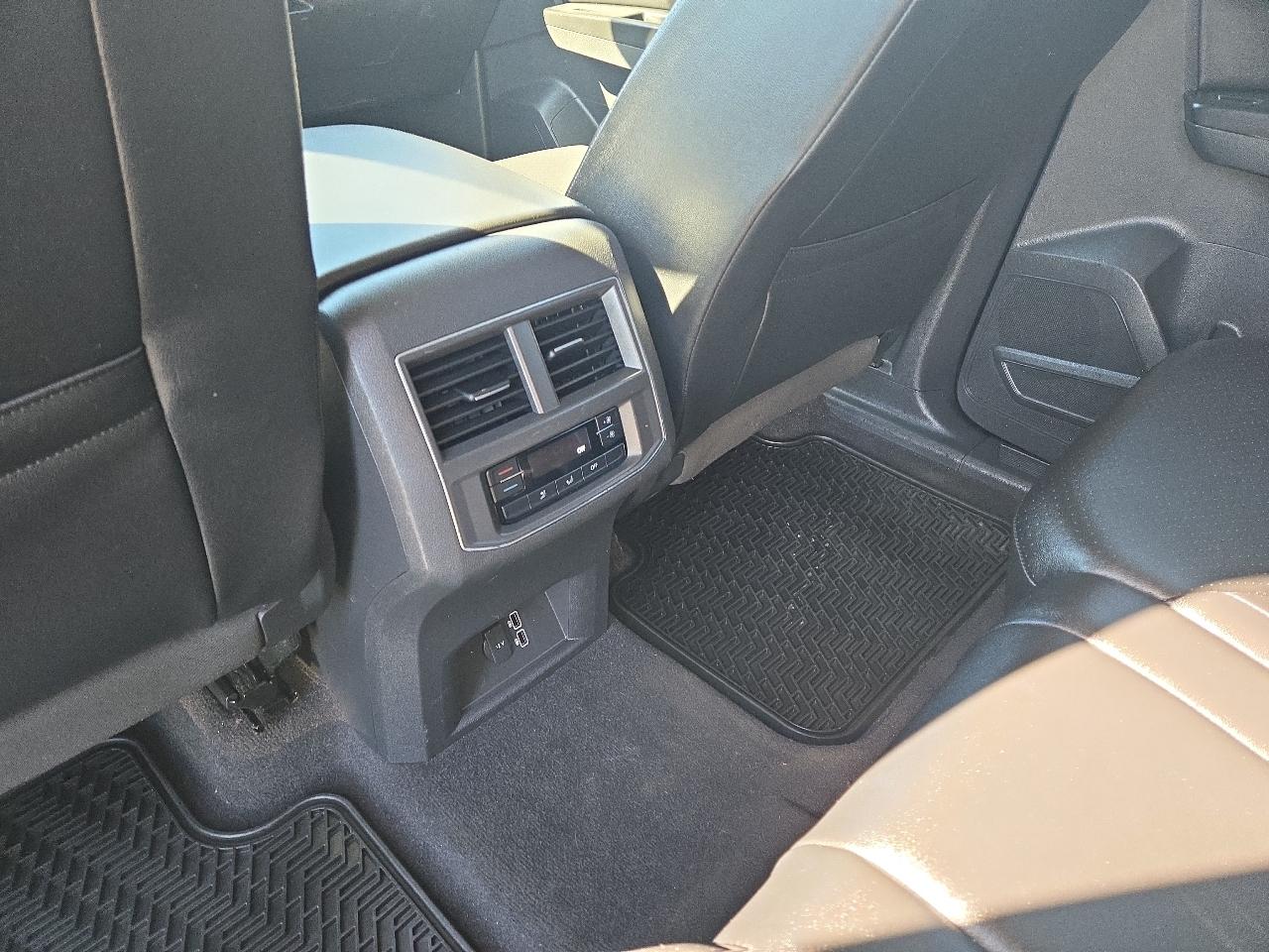 Volkswagen Atlas  2018