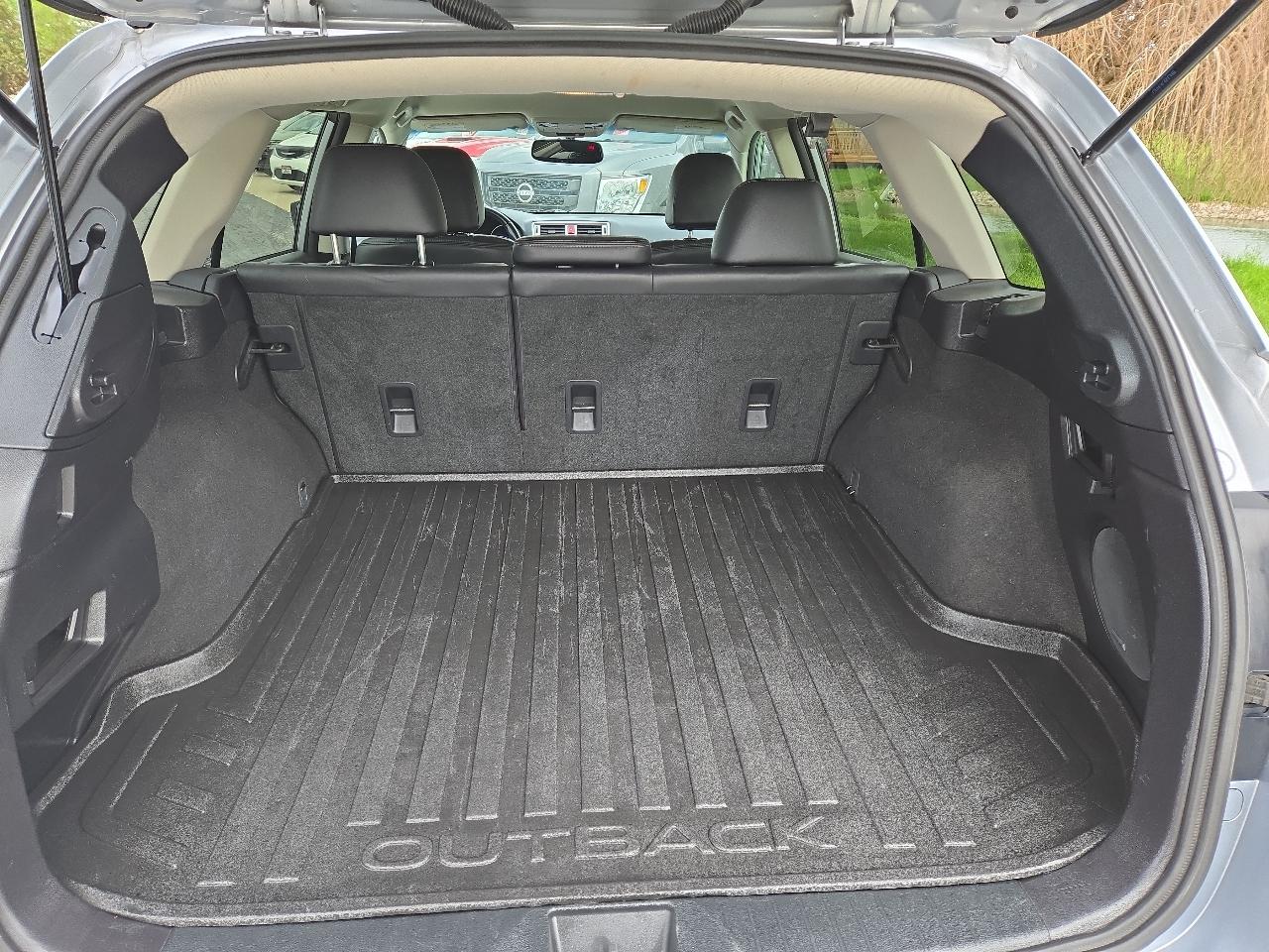 Subaru Outback  2016