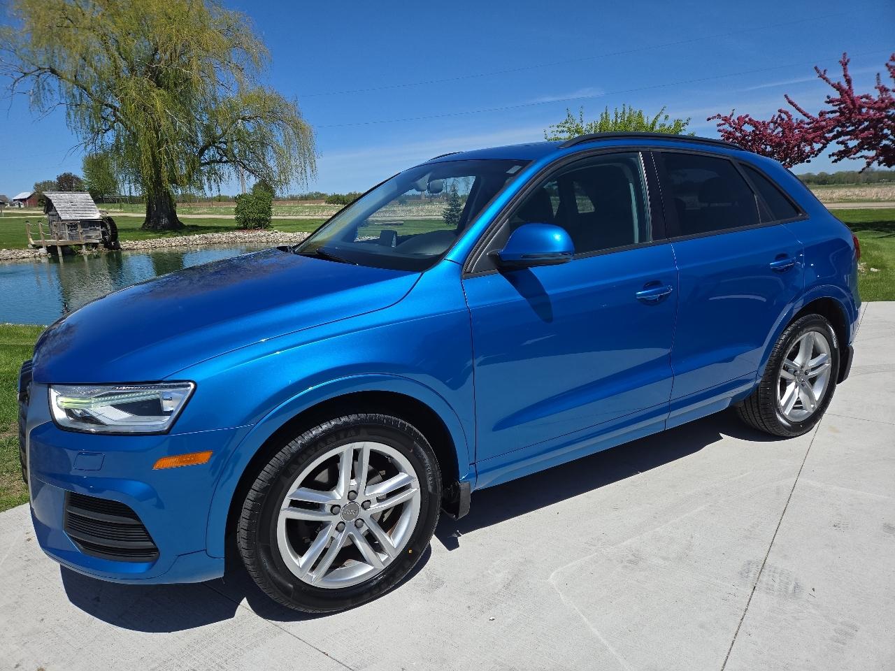 2016 Audi Q3 2.0T quattro tiptronic Premium Plus's photo