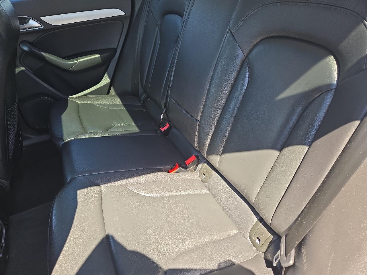 Audi Q3 2.0T quattro Premium Plus 2016