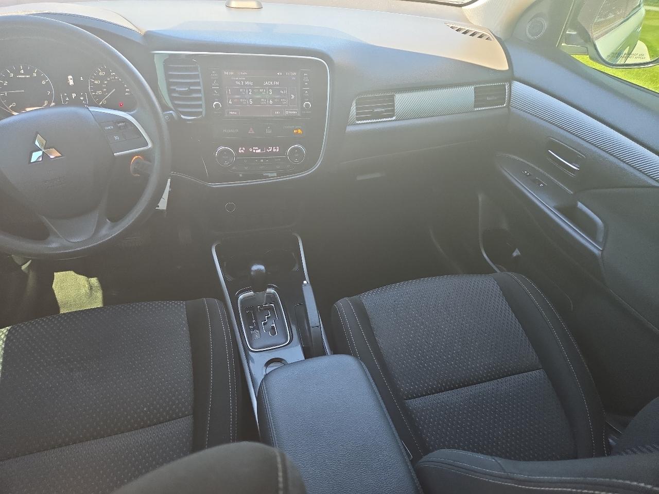 Mitsubishi Outlander ES 2WD 2018