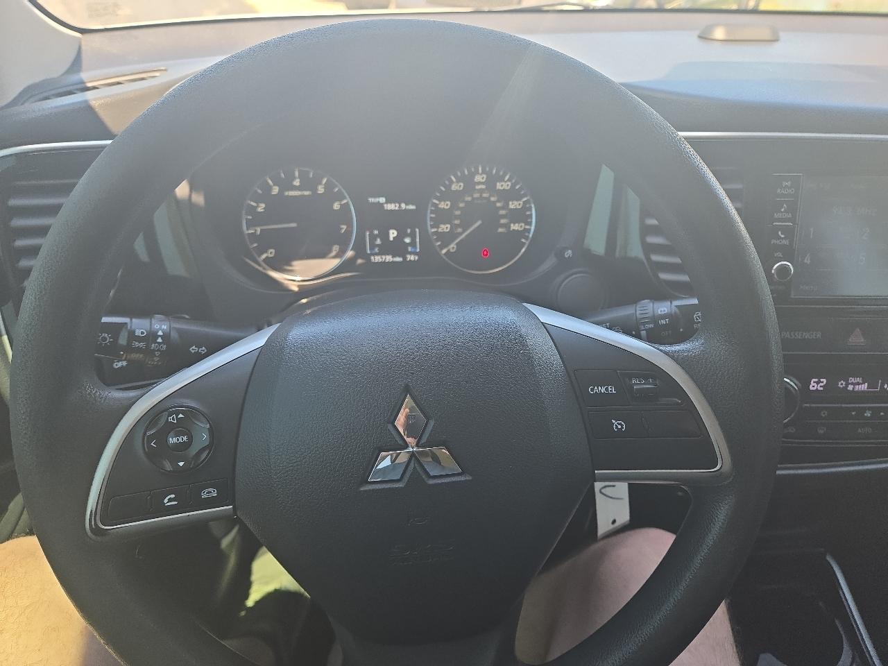Mitsubishi Outlander ES 2WD 2018