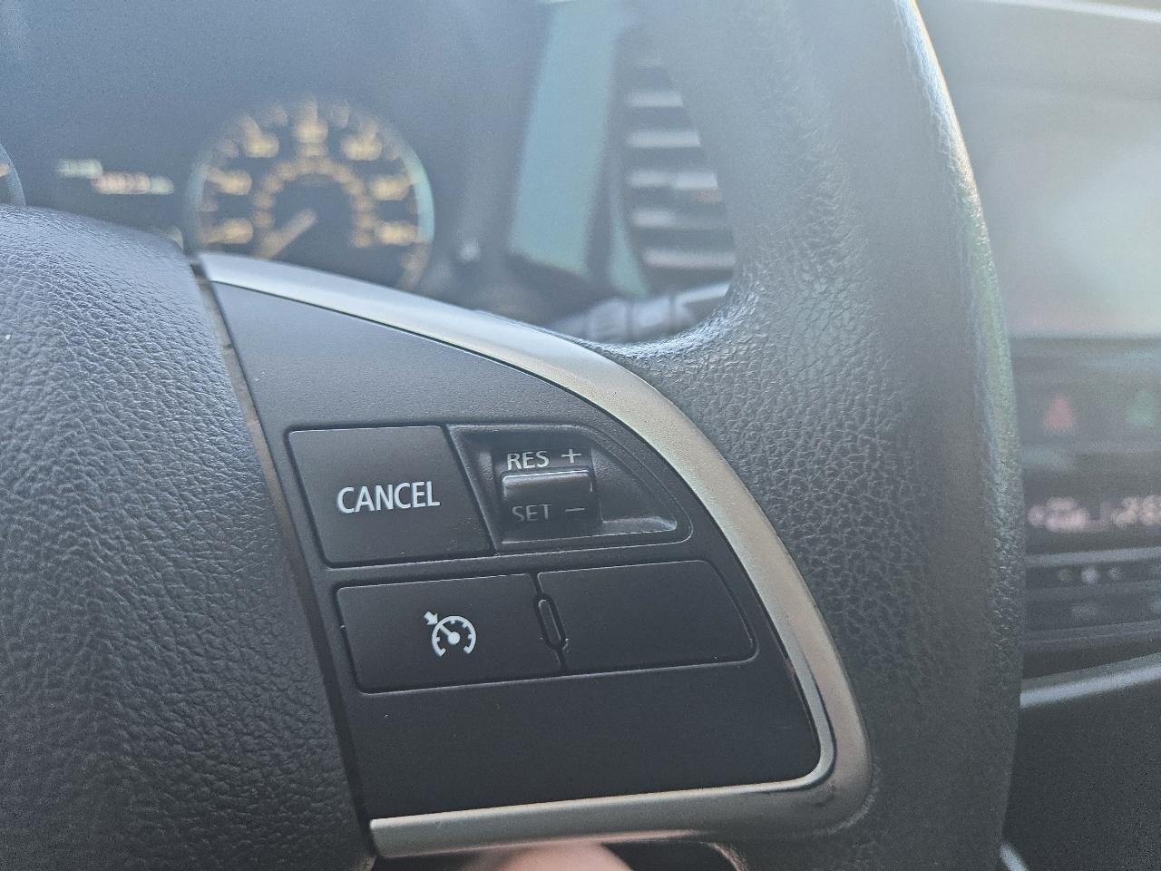 Mitsubishi Outlander ES 2WD 2018