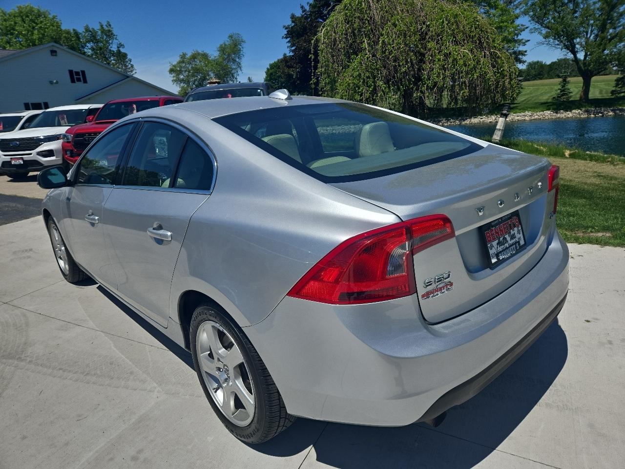 Volvo S60 T5 2012