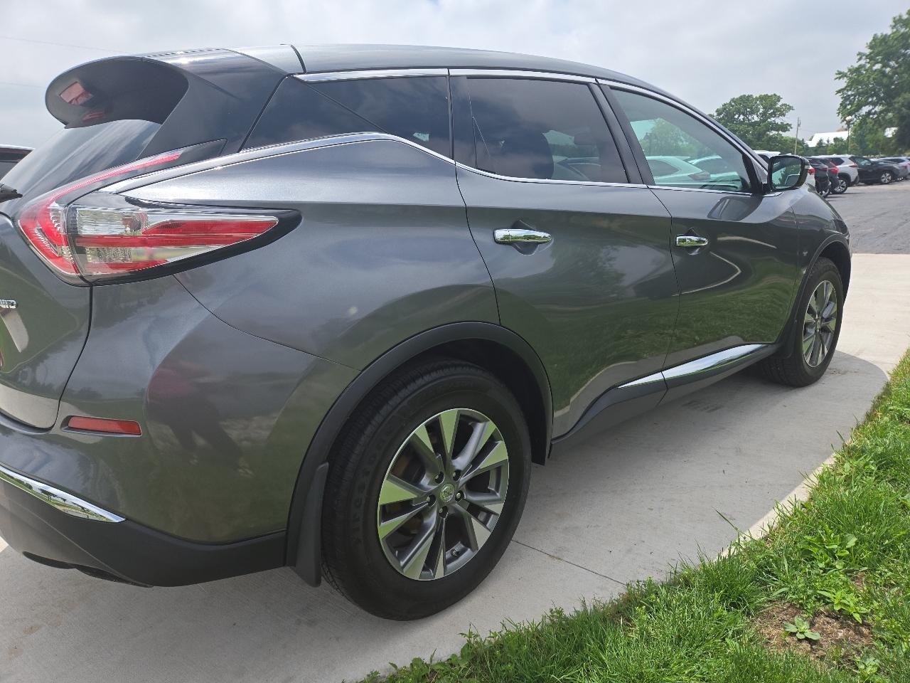 Nissan Murano S AWD 2015