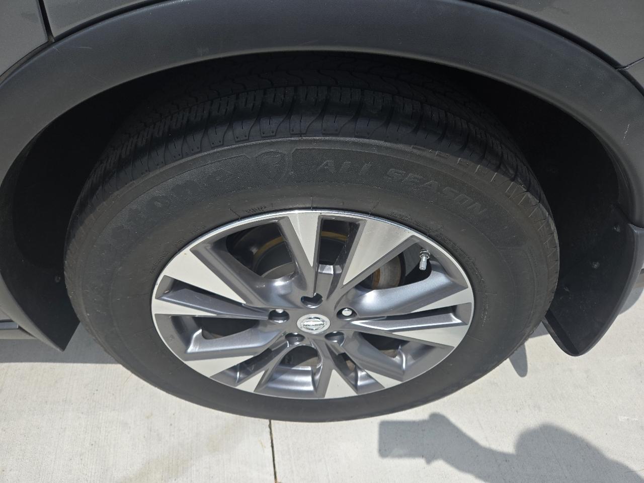 Nissan Murano S AWD 2015