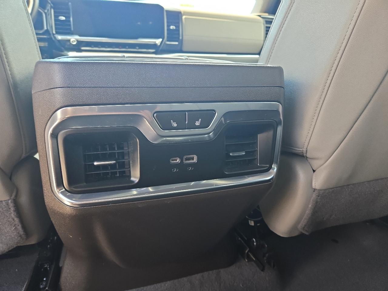 Chevrolet Silverado 1500 LTZ Crew Cab 4WD 2024