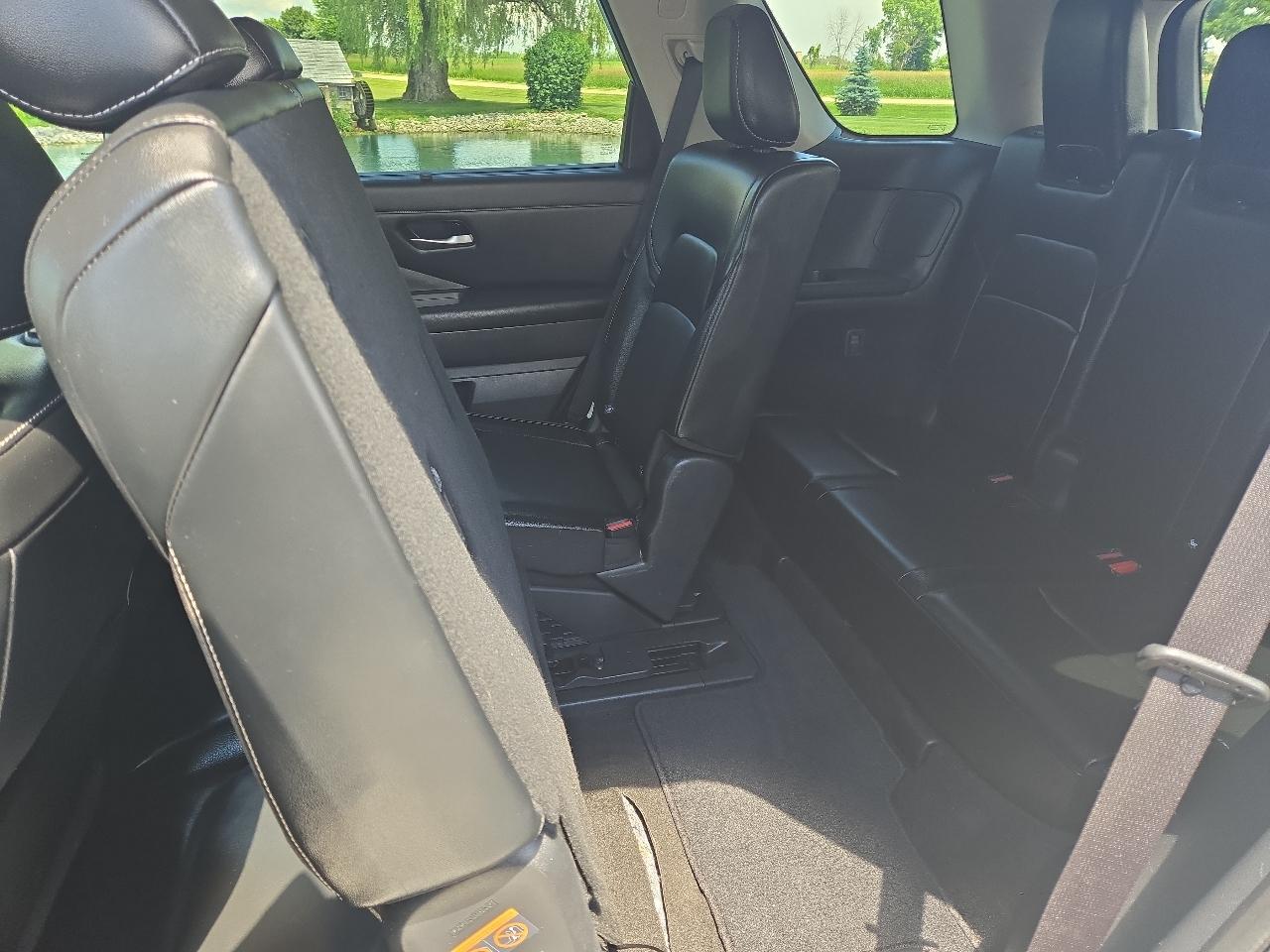 Nissan Pathfinder SL 4WD 2023