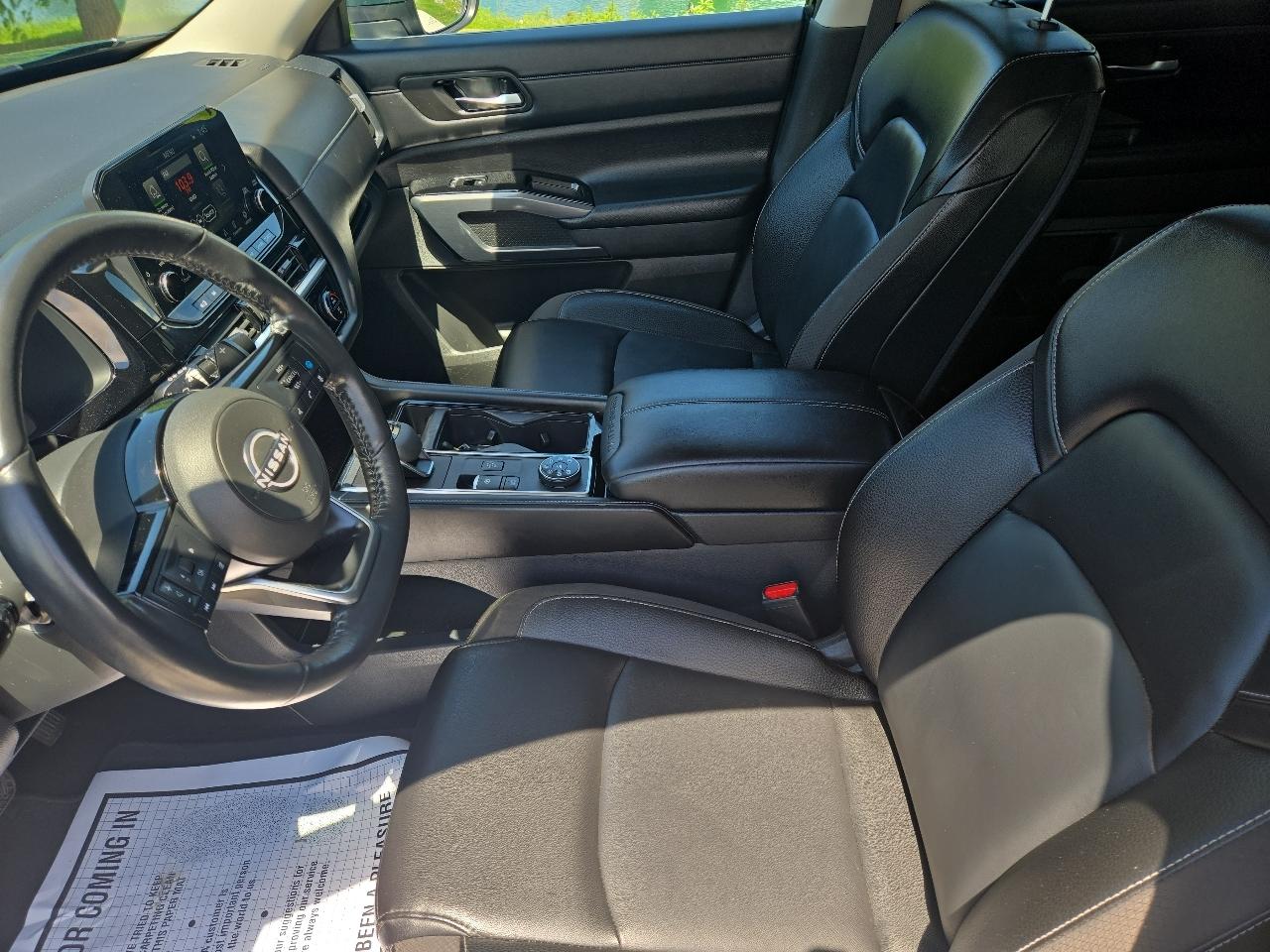 Nissan Pathfinder SL 4WD 2023