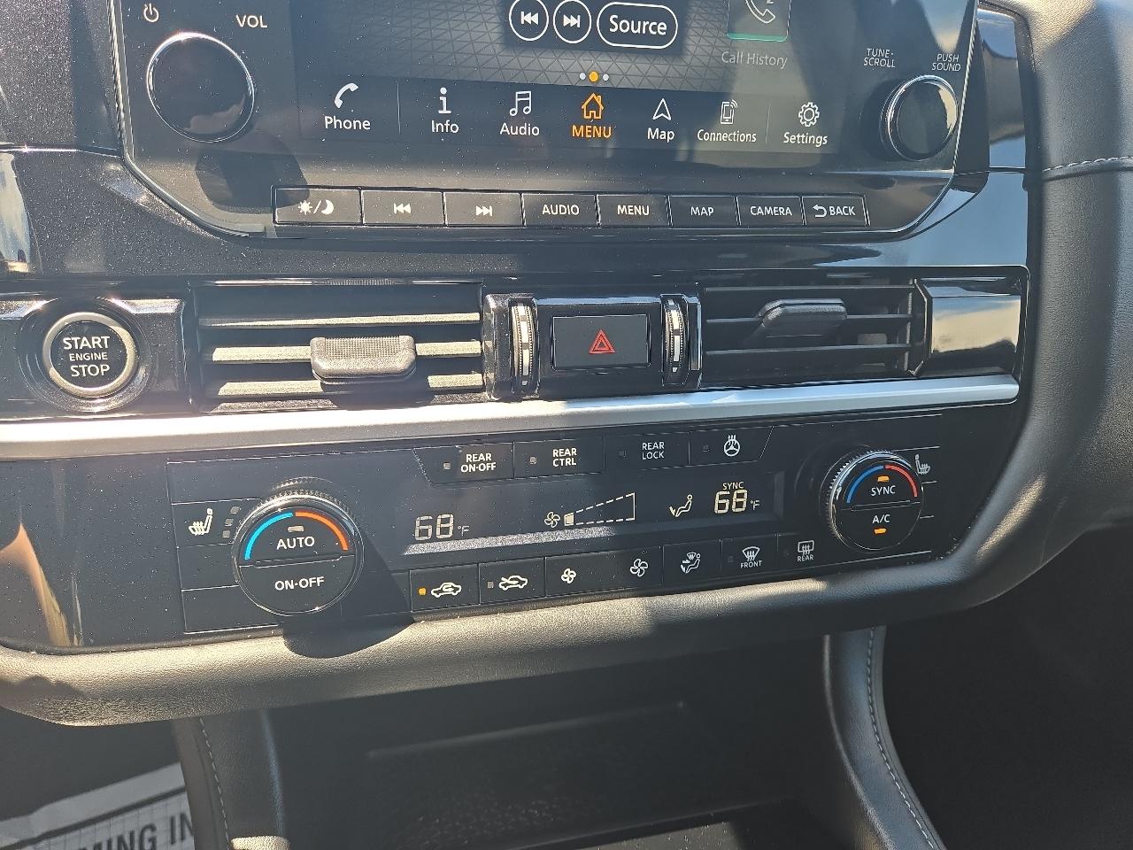 Nissan Pathfinder SL 4WD 2023