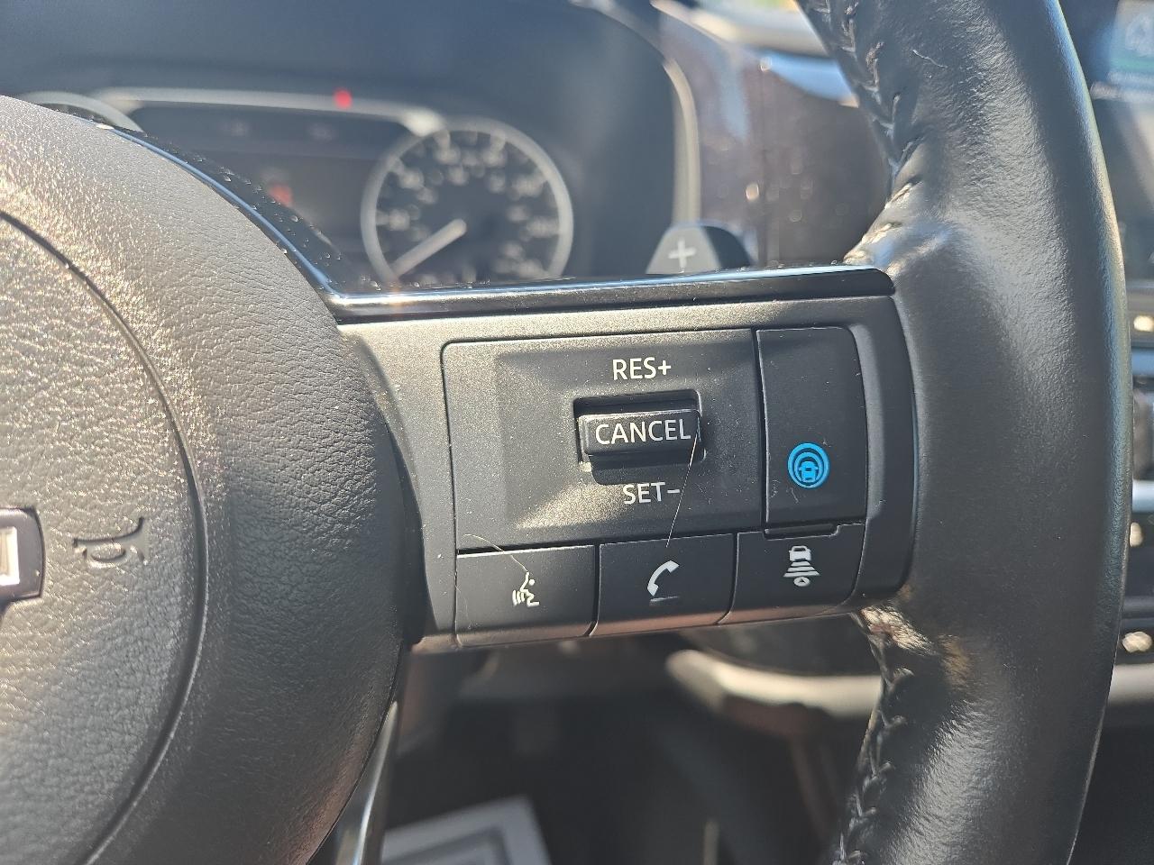 Nissan Pathfinder SL 4WD 2023