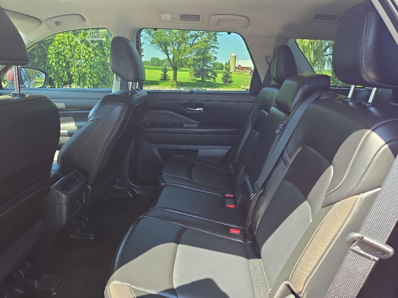 Nissan Pathfinder SL 4WD 2024