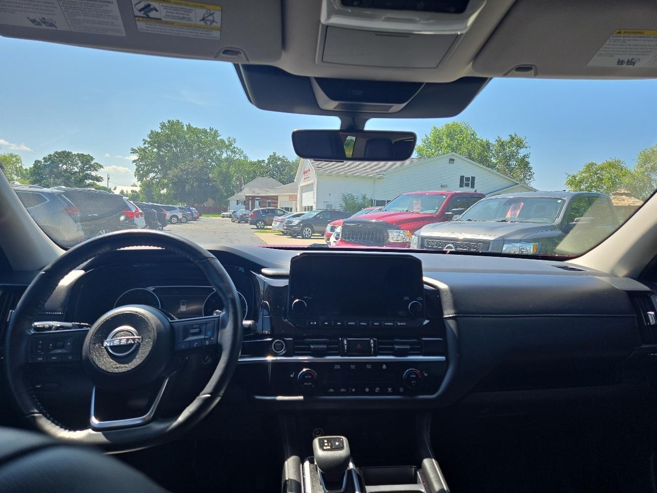 Nissan Pathfinder SL 4WD 2024