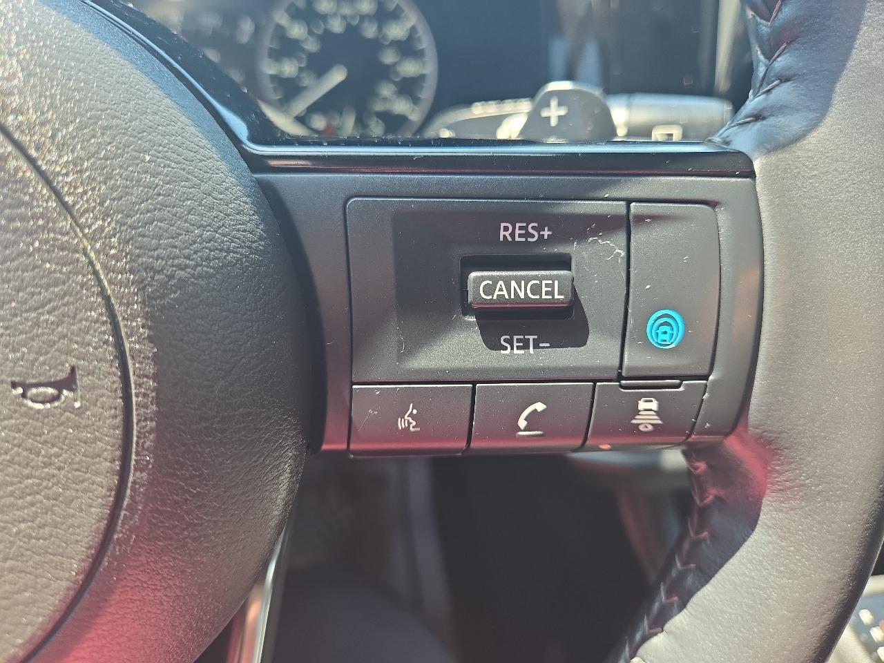 Nissan Pathfinder SL 4WD 2024