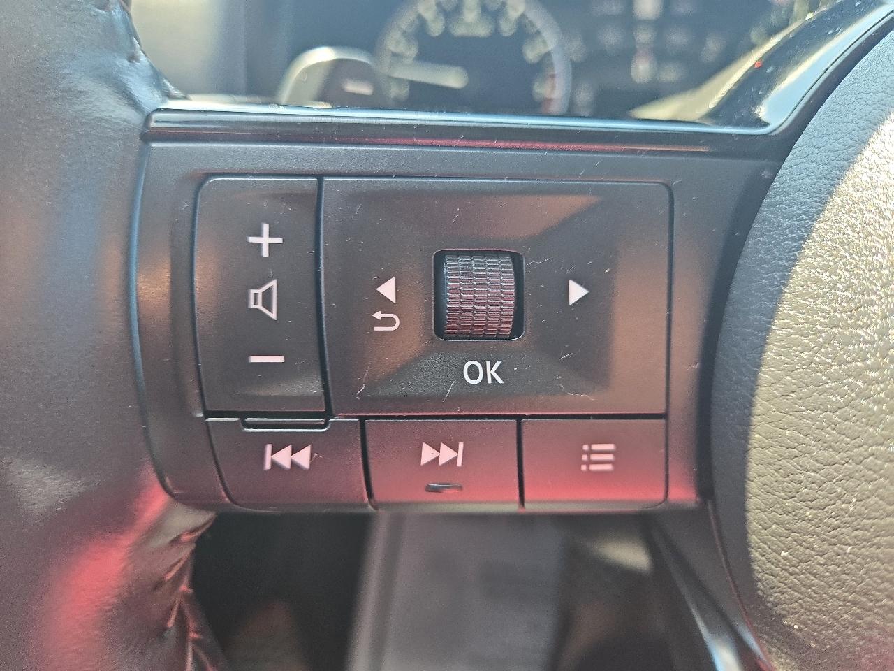 Nissan Pathfinder SL 4WD 2024