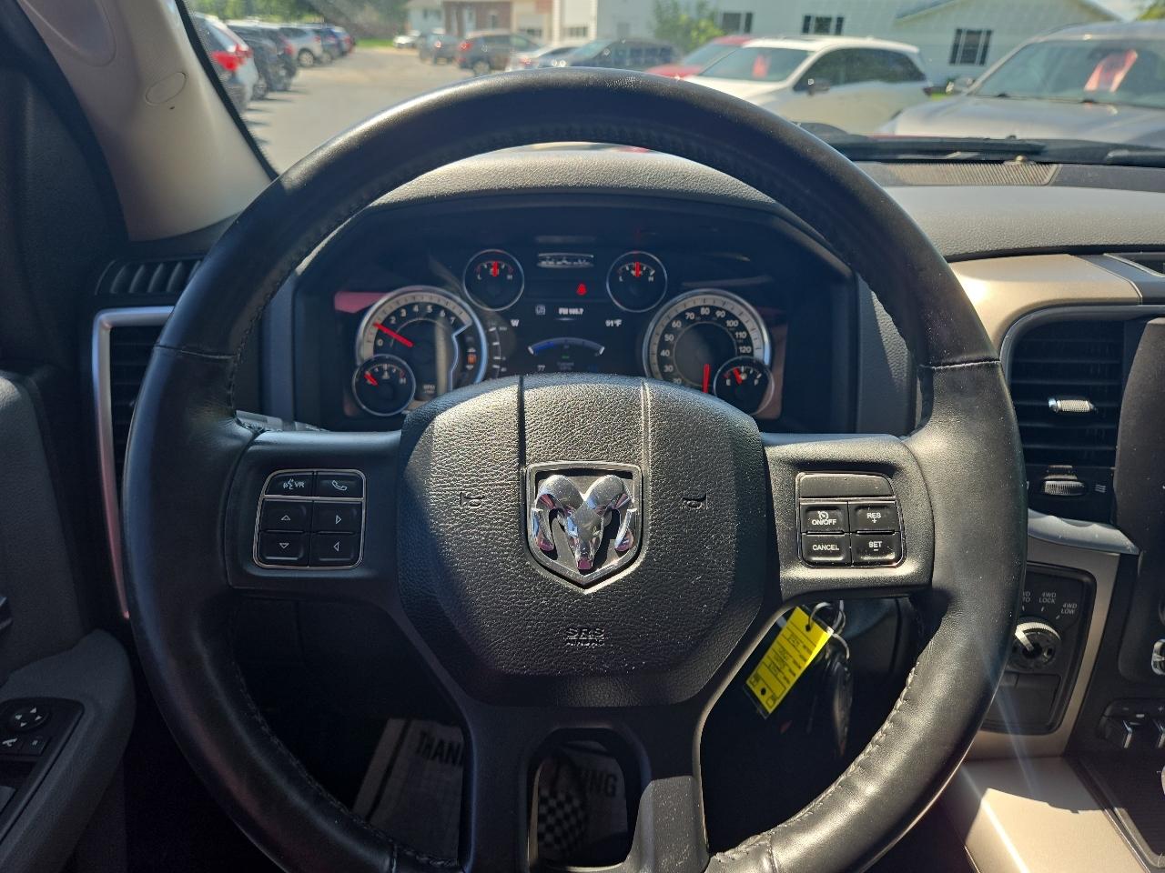 RAM 1500 SLT Quad Cab 4WD 2013