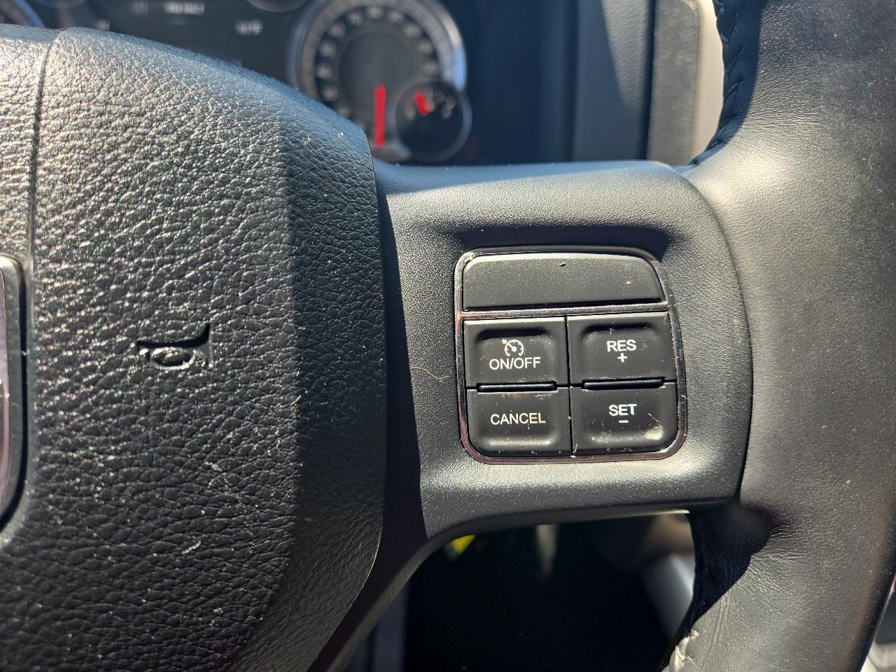 RAM 1500 SLT Quad Cab 4WD 2013