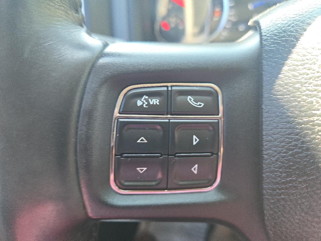 RAM 1500 SLT Quad Cab 4WD 2013