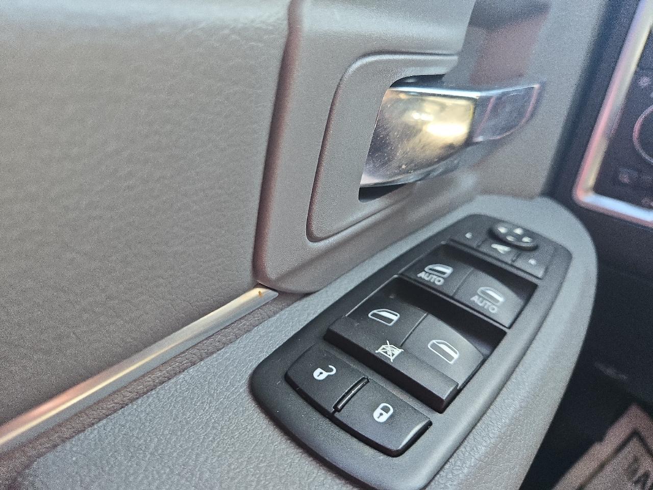 RAM 1500 SLT Quad Cab 4WD 2013