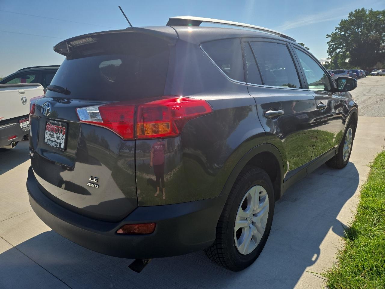 Toyota RAV4 LE AWD 2015